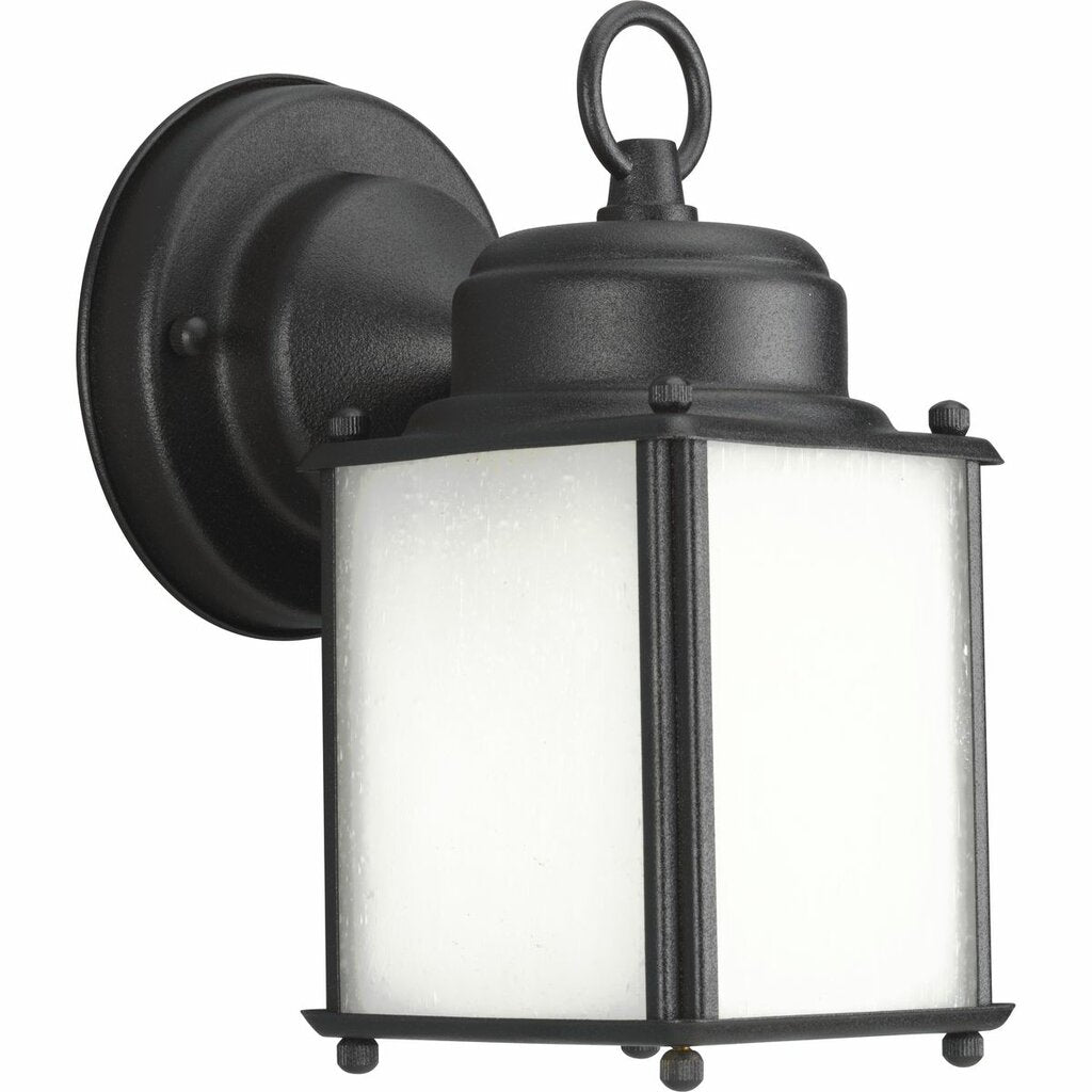 Progress Lighting P5986-31MD Fixture This wall lantern offers low