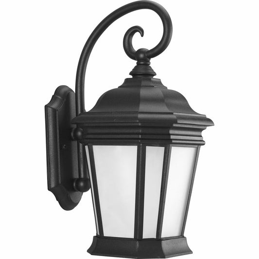 Progress Lighting P5686-31MD Fixture This wall lantern offers updated
