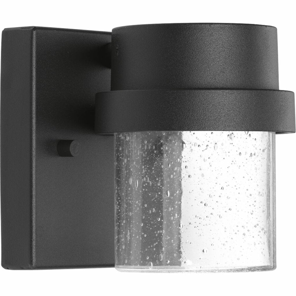 Progress Lighting P560073-031-30 9W LED Fixture Z-1060 presents a