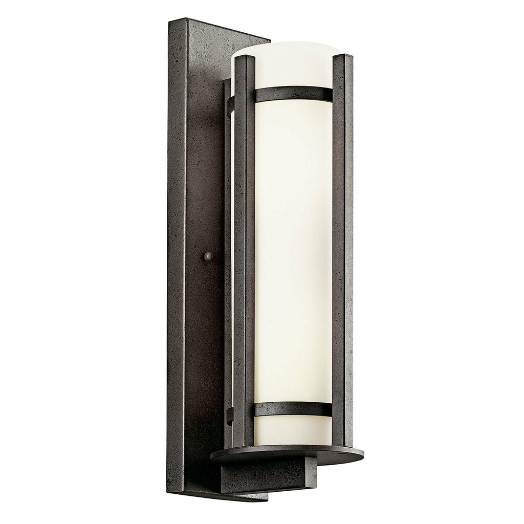 Kichler 49122AVI Fixture The lodge-style Camden(TM) collection draws