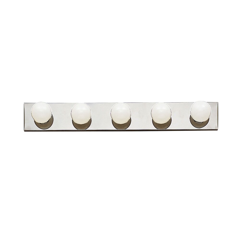 Kichler 625CH Fixture This simple 30in. wide bath bar features our