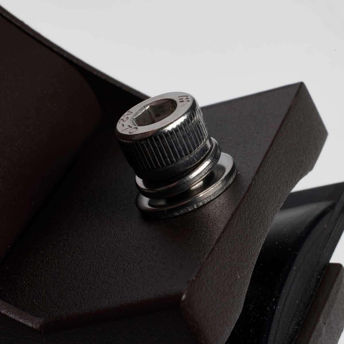 Nuvo 65-870 Area Light, Universal, Direct and Slip Fitter Mount
